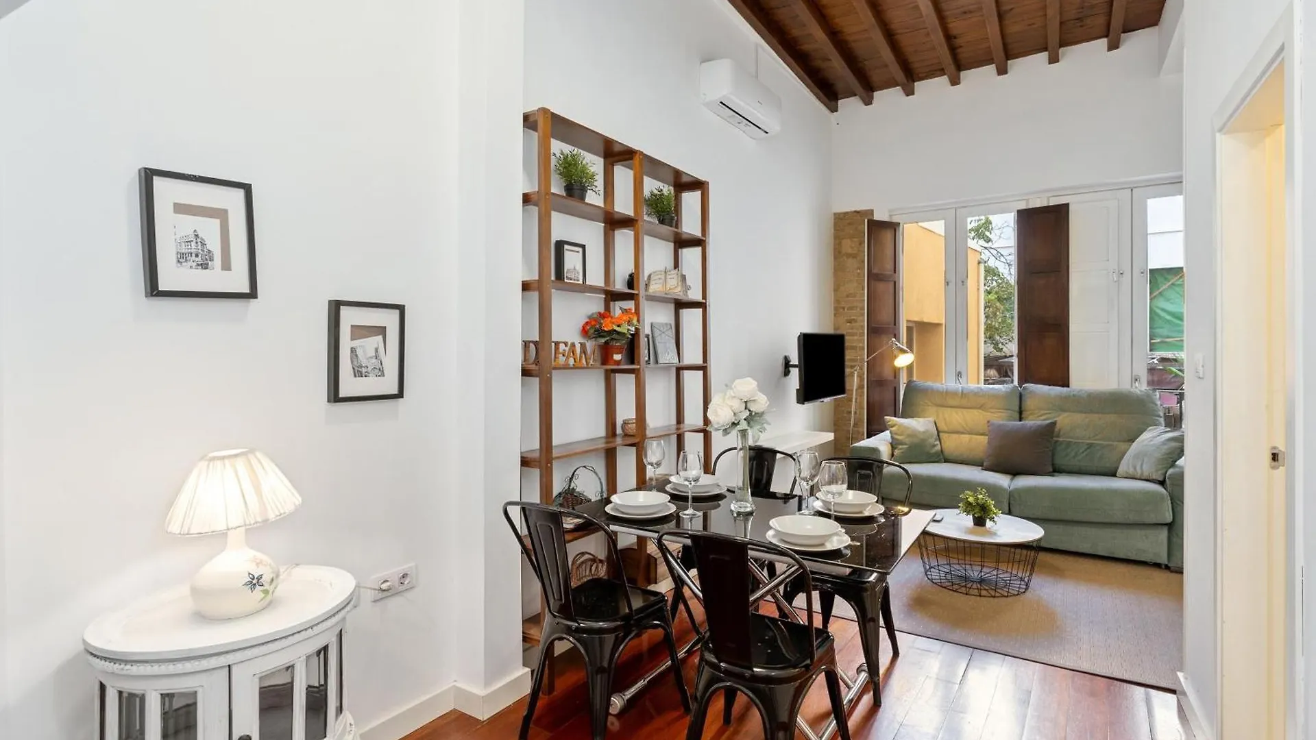 Home4U Duplex By The Cathedral Granada 0*,